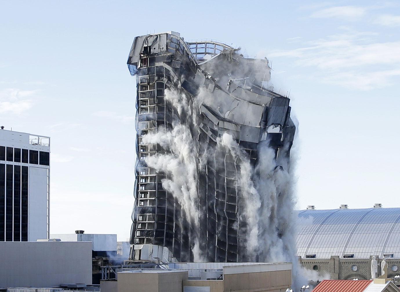 trump plaza hotel casino atlantic city implode video