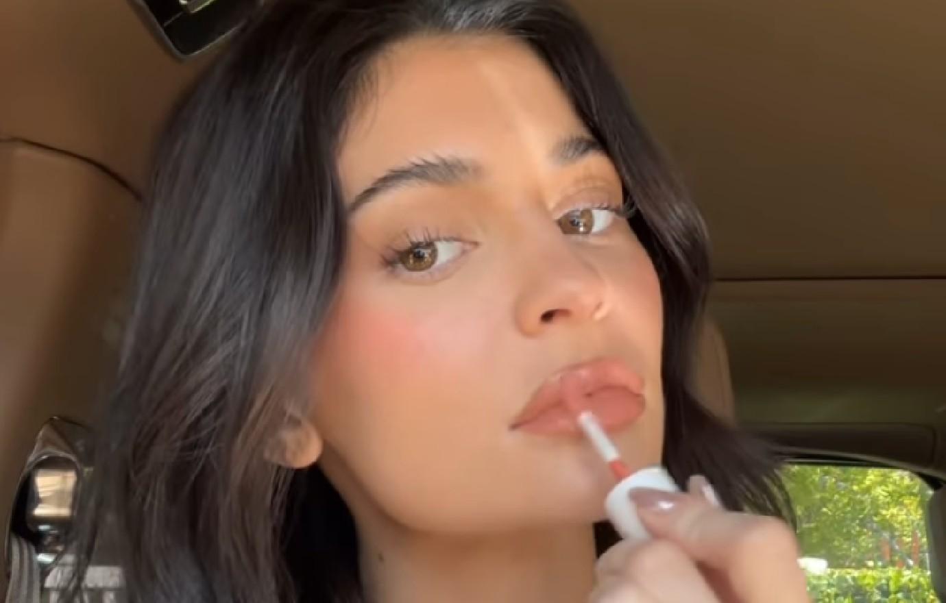 Kylie Jenner Posts Natural Look Amid Timothee Chalamet Split Rumors