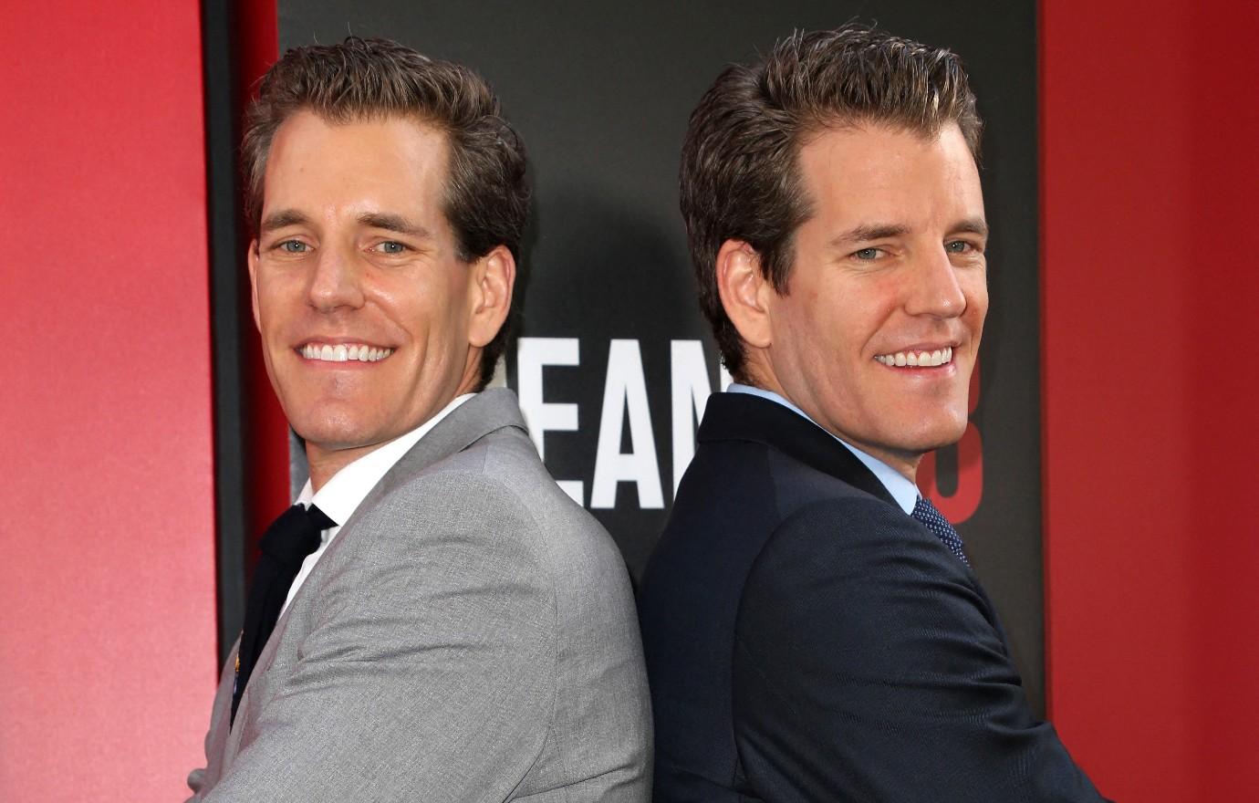 winklevoss twins donate  million bitcoin donald trump end war crypto