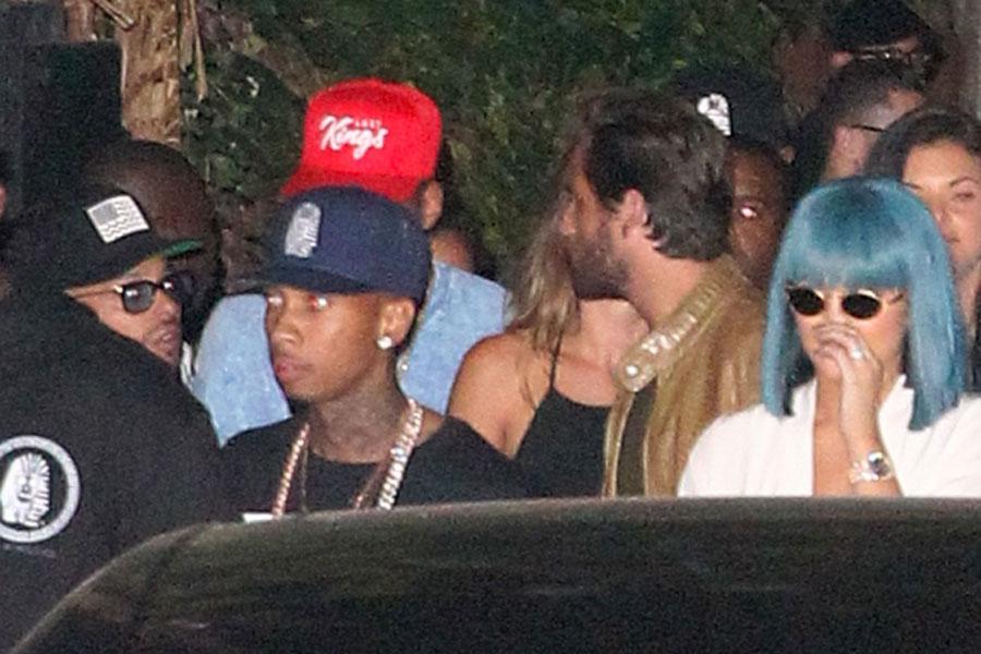 Scott disick parties kylie jenner tyga 03