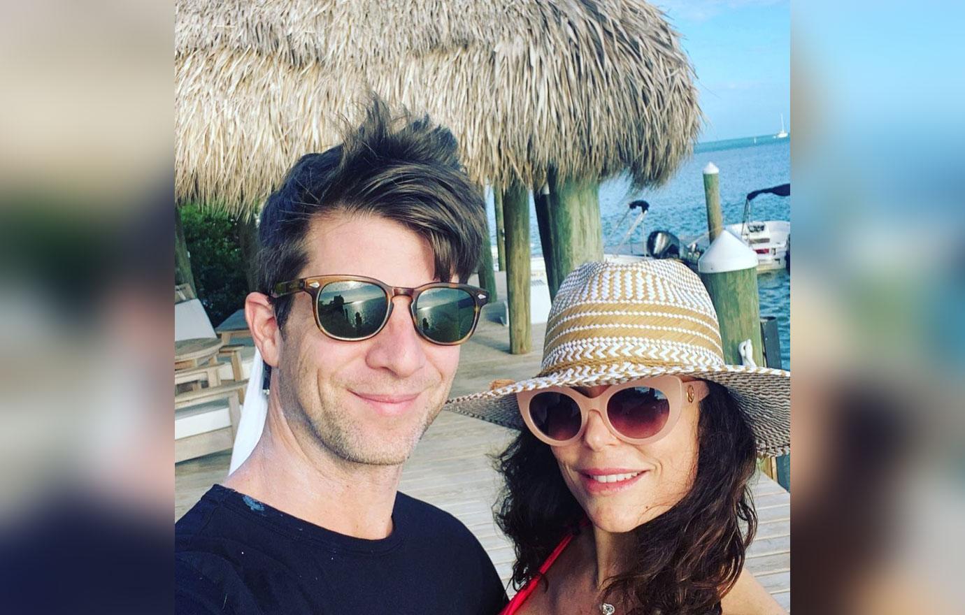 bethenny frankel sparks split rumors fiance paul bernon downplays rumors