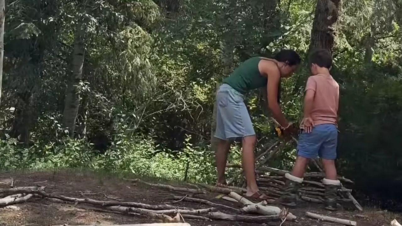 Image of Joanna Gaines could be seen helping her son, Crew, build a fort in the reel.