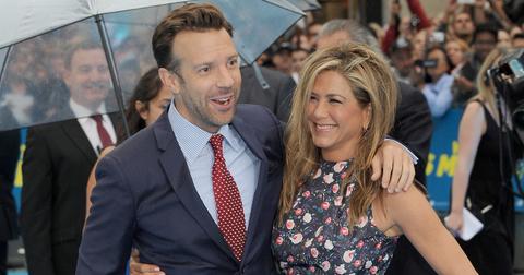 Jason Sudeikis Would Love To Ask Jennifer Aniston Out Says Pal