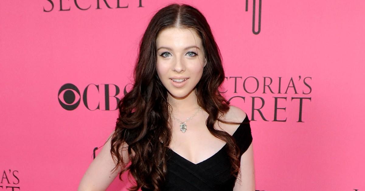 michelle trachtenberg dead  troubling social media posts