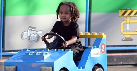 EXCLUSIVE: ***PREMIUM EXCLUSIVE RATES APPLY*** Rob Kardashian enjoys a day at Legoland with girlfriend Blac Chyna and rides a slide with her son King Cairo in LA