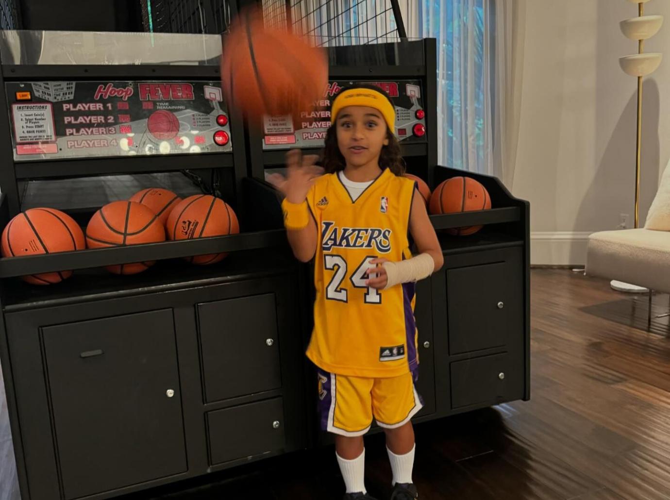 rob kardashian daughter dream kobe bryant halloween costume photos