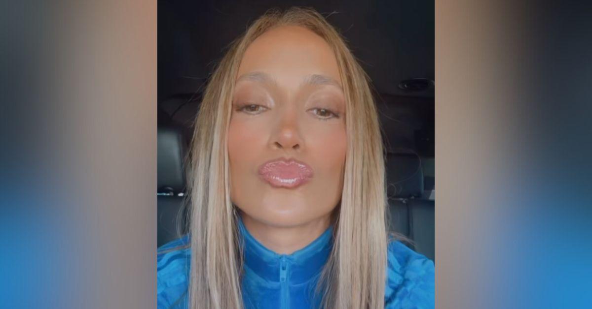 jennifer lopezs filtered selfie suffered a nasty cut on nose photo