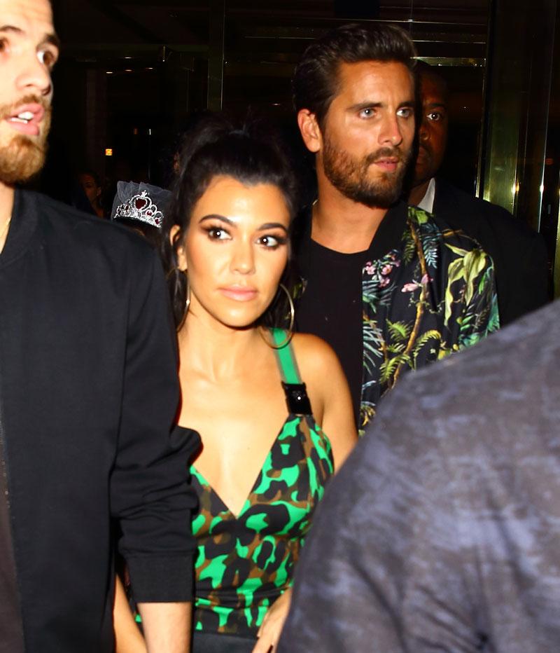 Kourtney kardashian scott disick reunite birthday 01