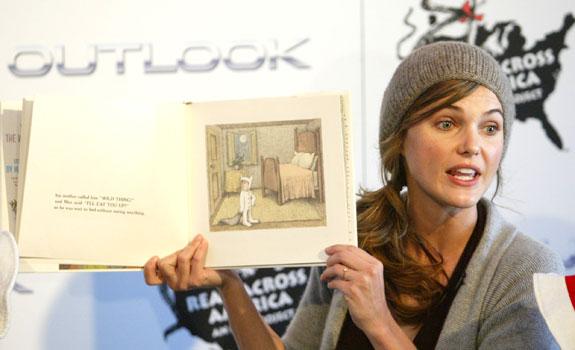 //ok _news keri russell reading stacked