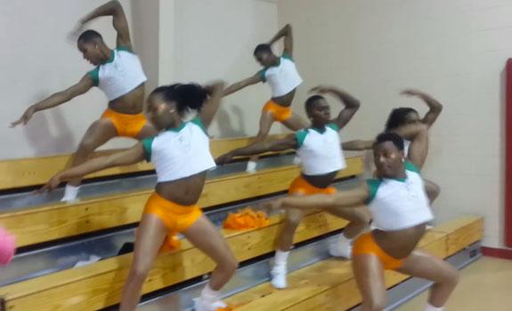 //alabama_all_male_cheerleading_prancing_elites_mobile_stack_