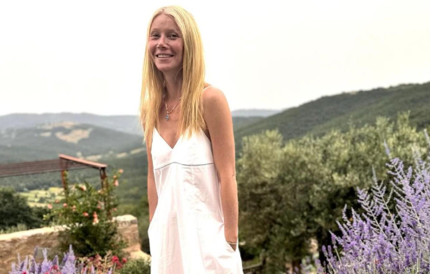 gwyneth paltrow strangely cleanses rain wash people not right photos