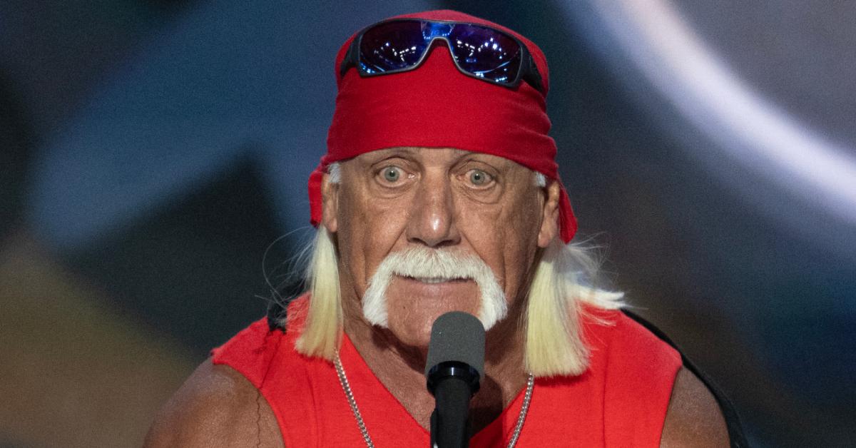 hulk hogan dead  cardiac arrest emergency