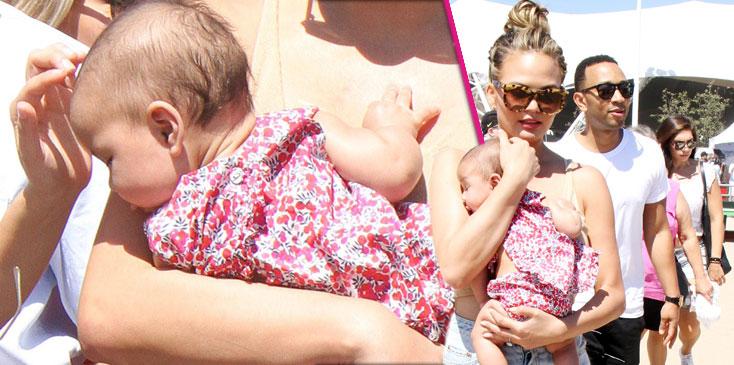 chrissy teigen baby luna