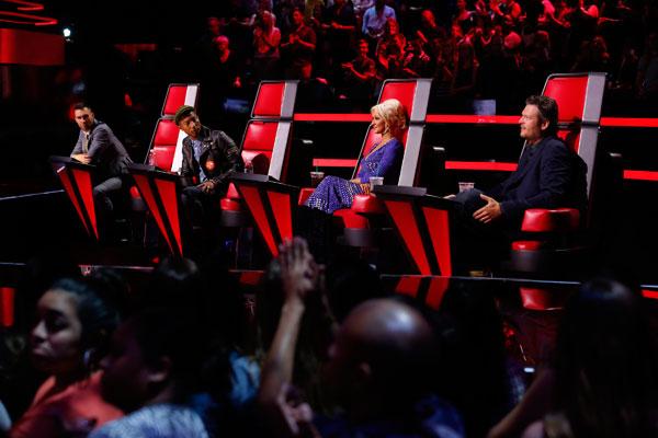 Christina aguilera angering the voice crew