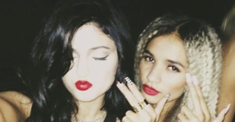 Pia mia sings drake song kardashian dinner