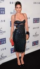 2009__10__halleberry 130×225.jpg