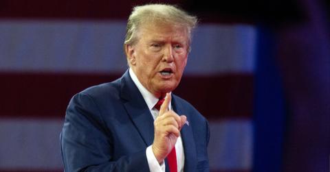 donald trump free january  insurrectionists wrongfully imprisoned