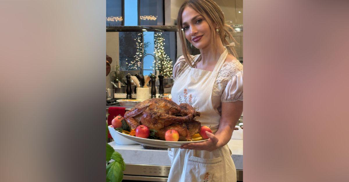 Image of Jennifer Lopez enjoyed a lavish meal at home.