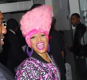 2011__01__1_Minaj_Nicki_0120119 300&#215;278.jpg