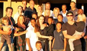 2010__12__Angelina_Jolie_Brad_Pitt_Dec28news 300&#215;178.jpg