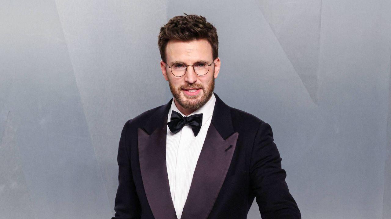 best celebrity beards chris hemsworth keanu reeves