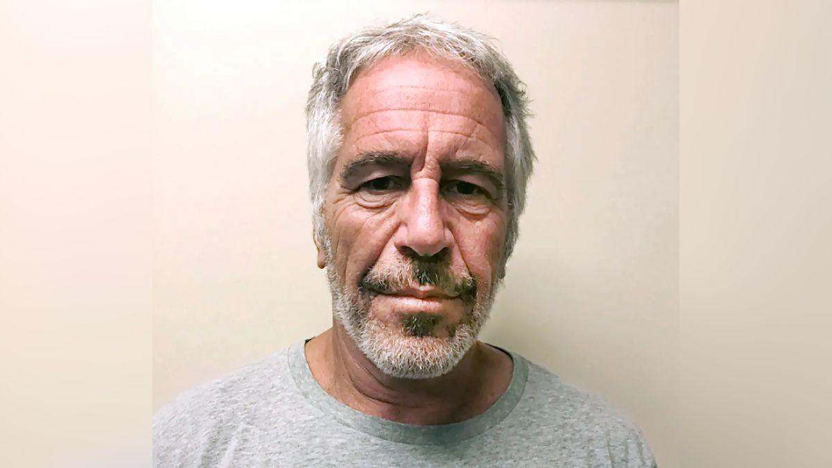 image of The s-- trafficker was offered 'max p---- enlarger pills' at one point.