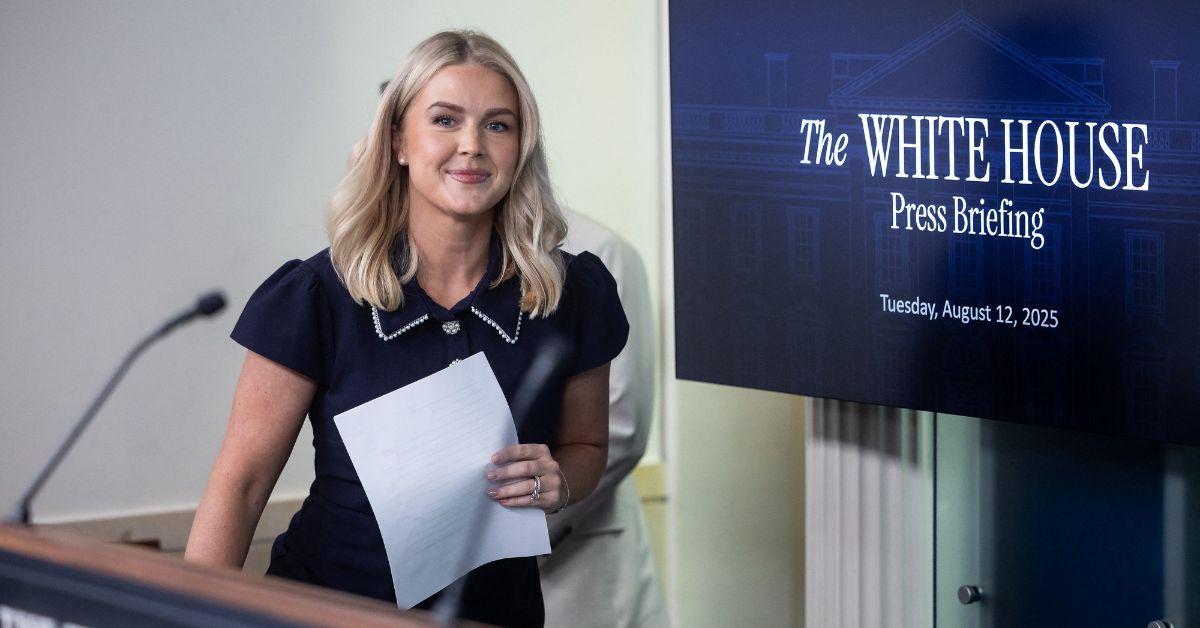 who is karoline leavitt meet donald trump white house press secretary