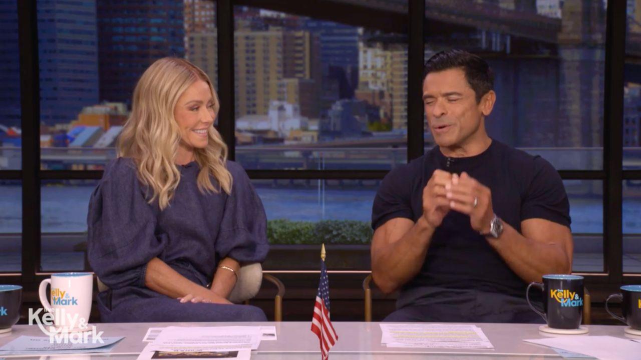 Photo of Kelly Ripa's butt fell asleep while getting her hair dyed.