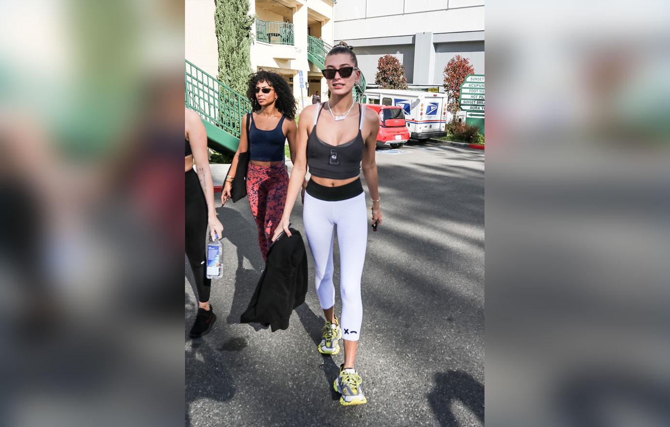 hailey-baldwin-4