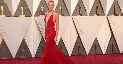 charlize theron 2016 oscars red carpet arrivals
