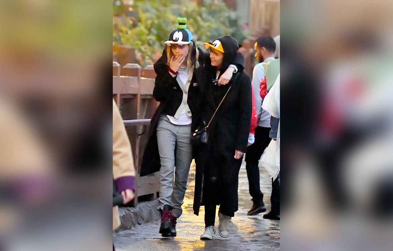 Cara Delevingne & Girlfriend Ashley Benson Travel To Disneyland Together