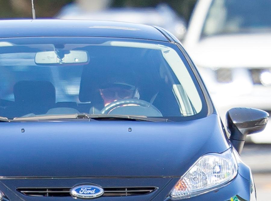 Bruce jenner talking on phone while driving 04