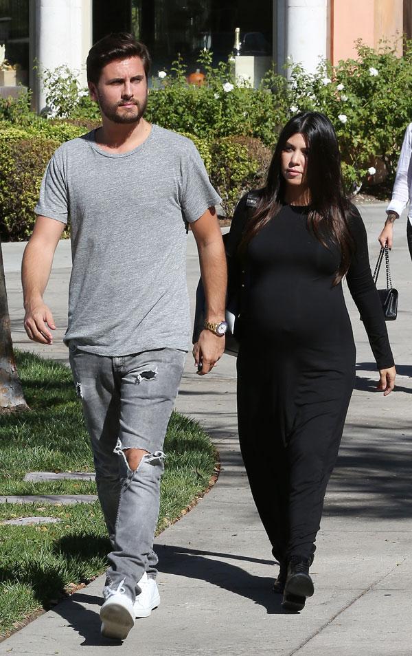 Kourtney kardashian scott disick 01