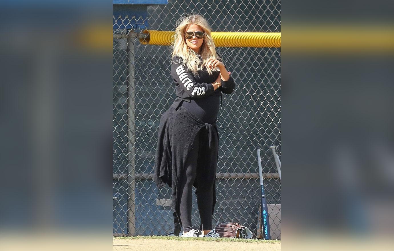 pregnant khloe kardashian give birth soon 03