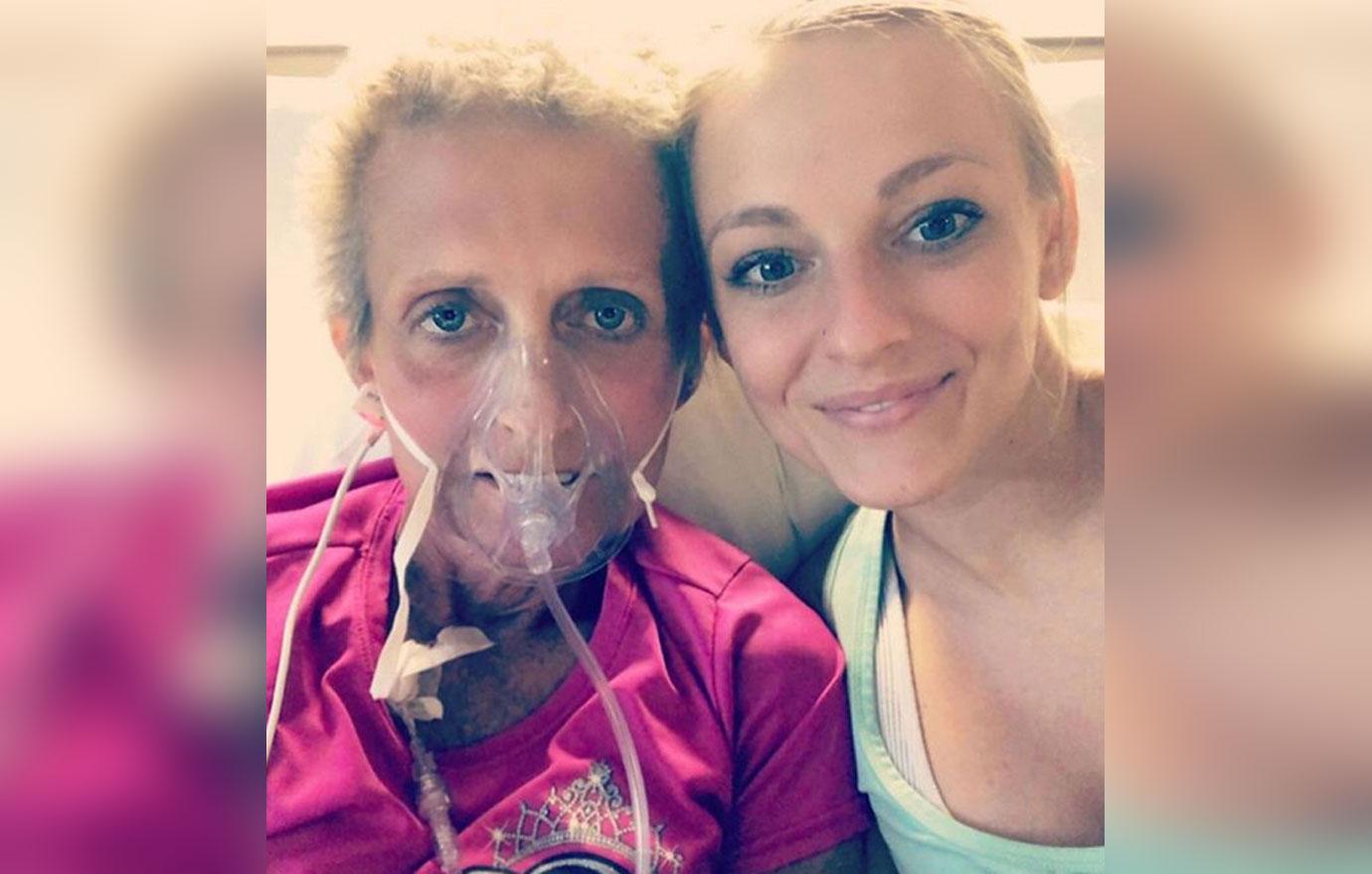 mackenzie-mckee-mom-angie-dies-cancer-battle-teen-mom-og