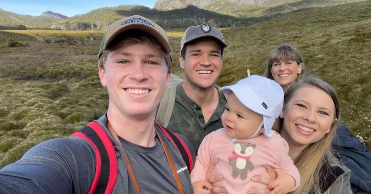 bindi irwin brother robert bond celebrity siblings