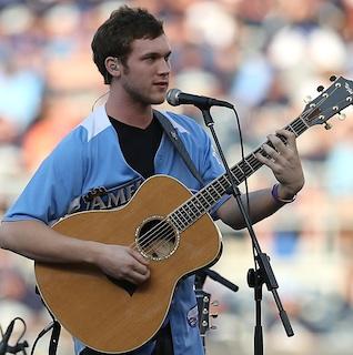 Phillip_phillips_july11.jpg