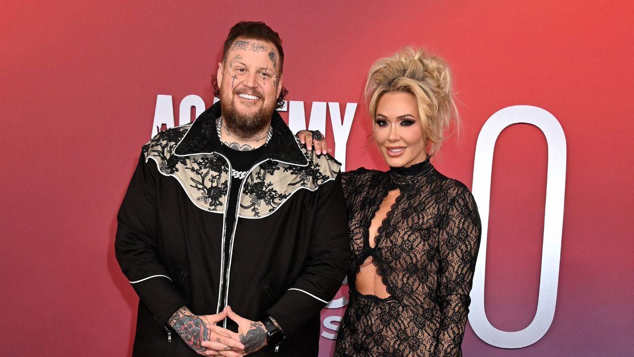 image of The couple was first spotted kissing in July at Goodnight Nashville, a bar owned by Bunnie Xo's ex-husband, Jelly Roll.