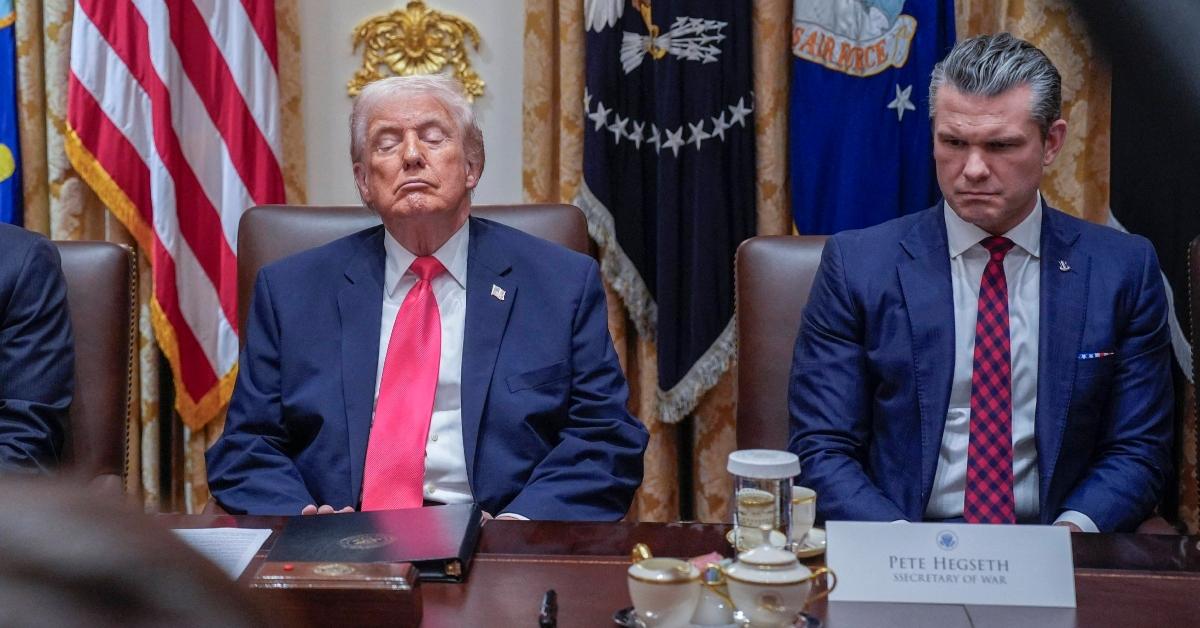 Photo of Donald Trump seemingly fell asleep during a Tuesday, December 2, Cabinet meeting.