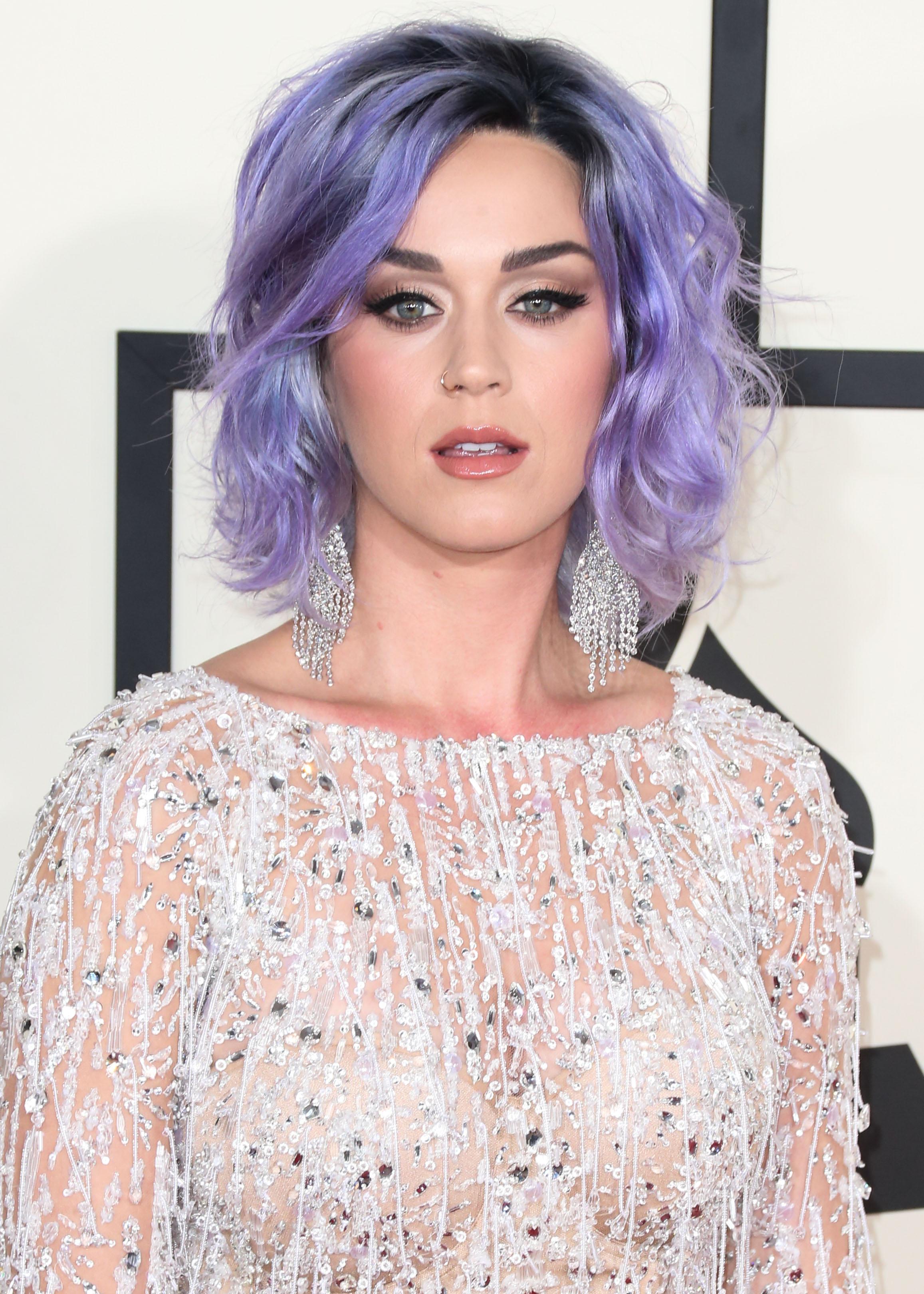 Katy Perry arrives at the 57th Annual Grammy Awards