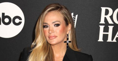 carrie underwood toned body obsessed with her looks photos