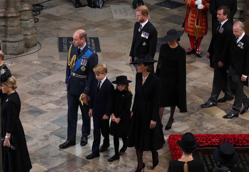 prince harry struggling family