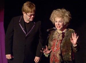2011__03__Elton_John_Elizabeth_Taylor_March23newsnea 300&#215;221.jpg