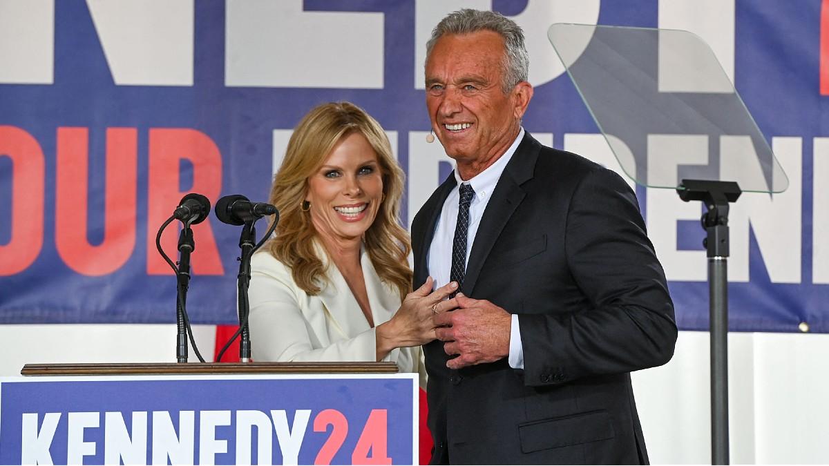 image of Cheryl Hines is married to RFK Jr. 