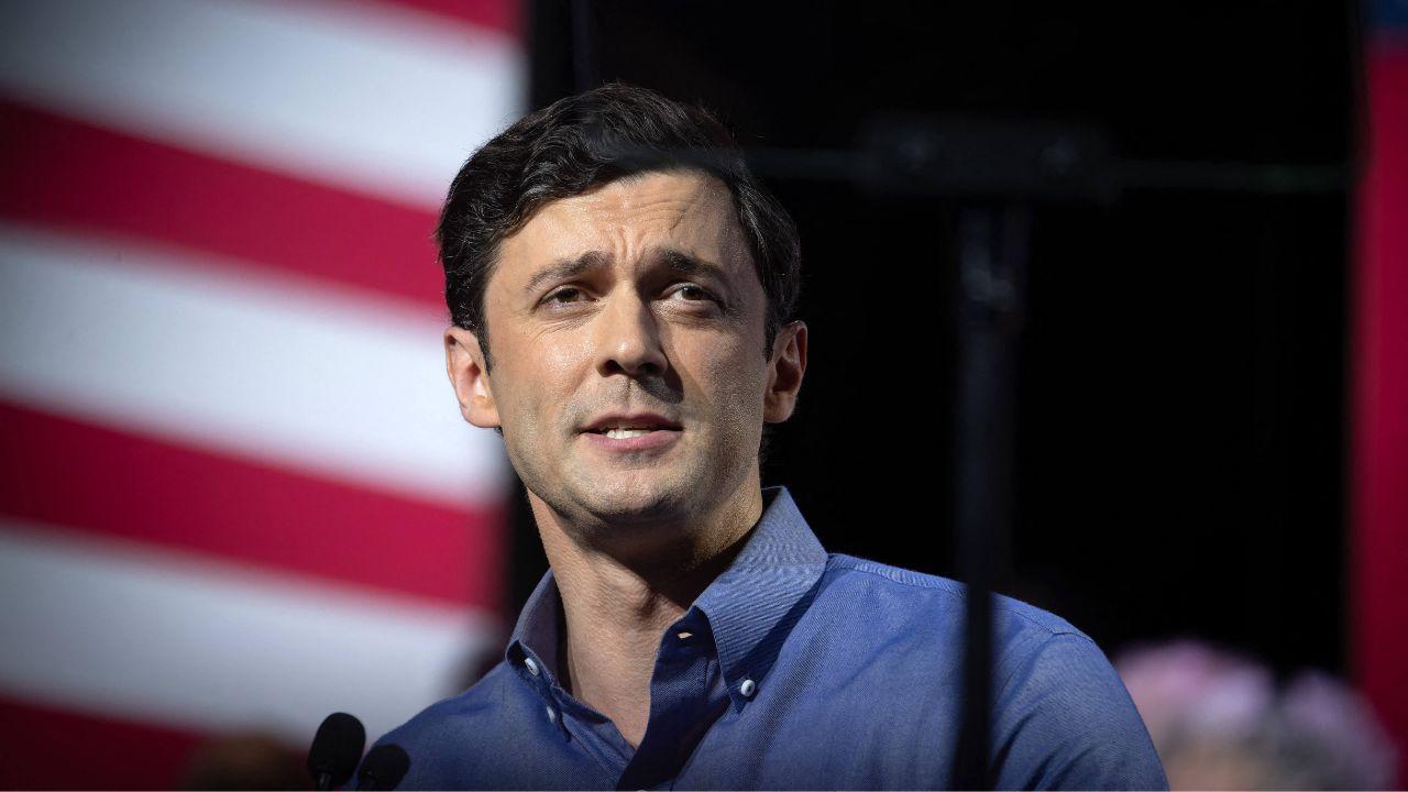 Photo of Jon Ossoff mentioned Donald Trump's executive assistant Natalie Harp in a recent speech.
