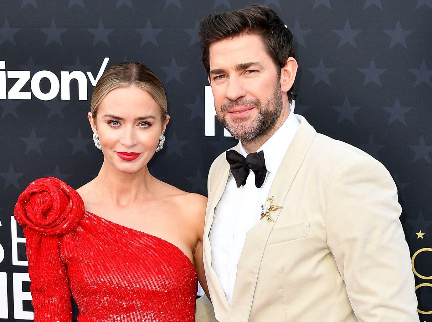 emily blunt staying connected key john krasinskis marriage