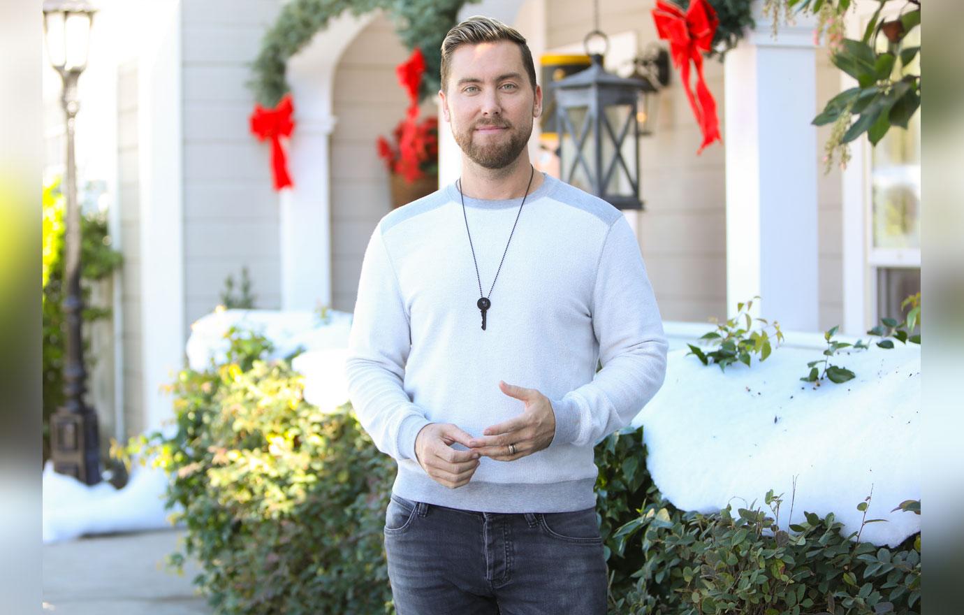 Celebrities Visit Hallmark&#8217;s &#8220;Home &amp; Family&#8221;