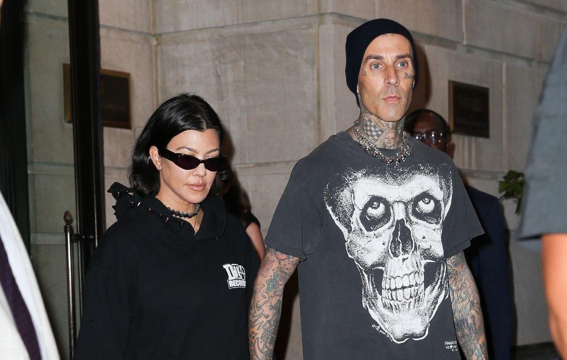 kourtney kardashian help kris jenner sisters wedding travis barker