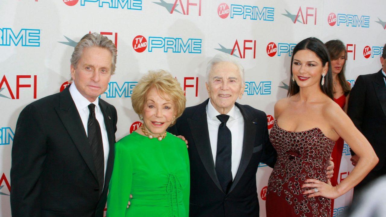 Kirk Douglas, Michael Douglas