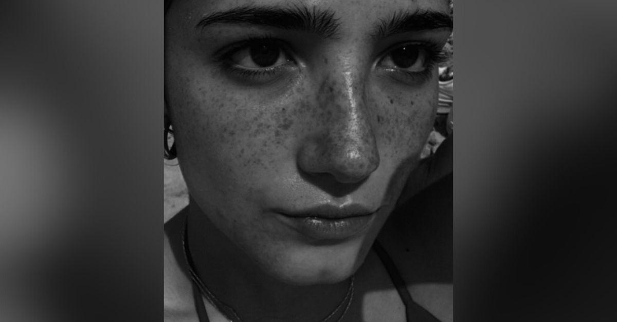 Charli D'Amelio Gives 'Love Island' A Subtle Nod In Hot Bikini Photos